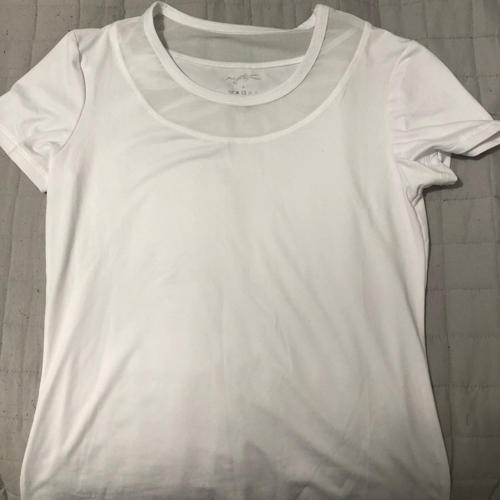 white plain workout shirt